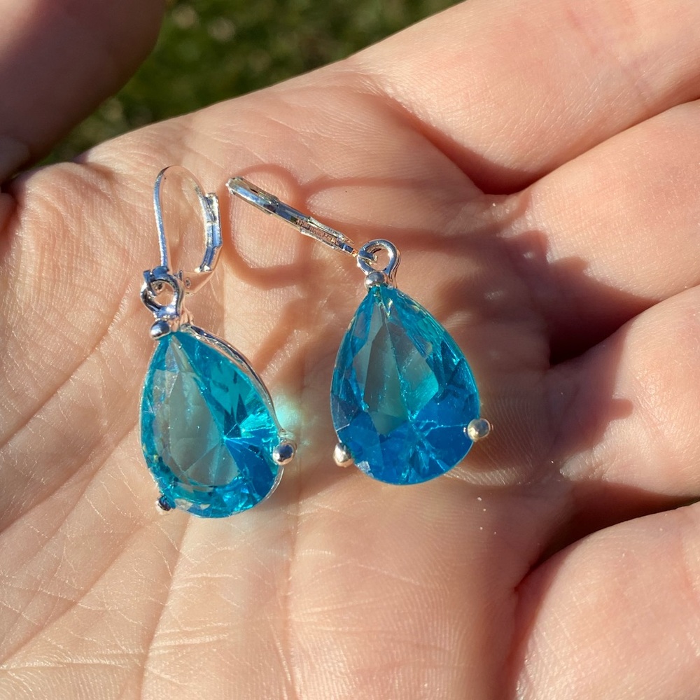 Women's Jewelry Silver Sapphire Dangle Earrings - Picture 4 of 5